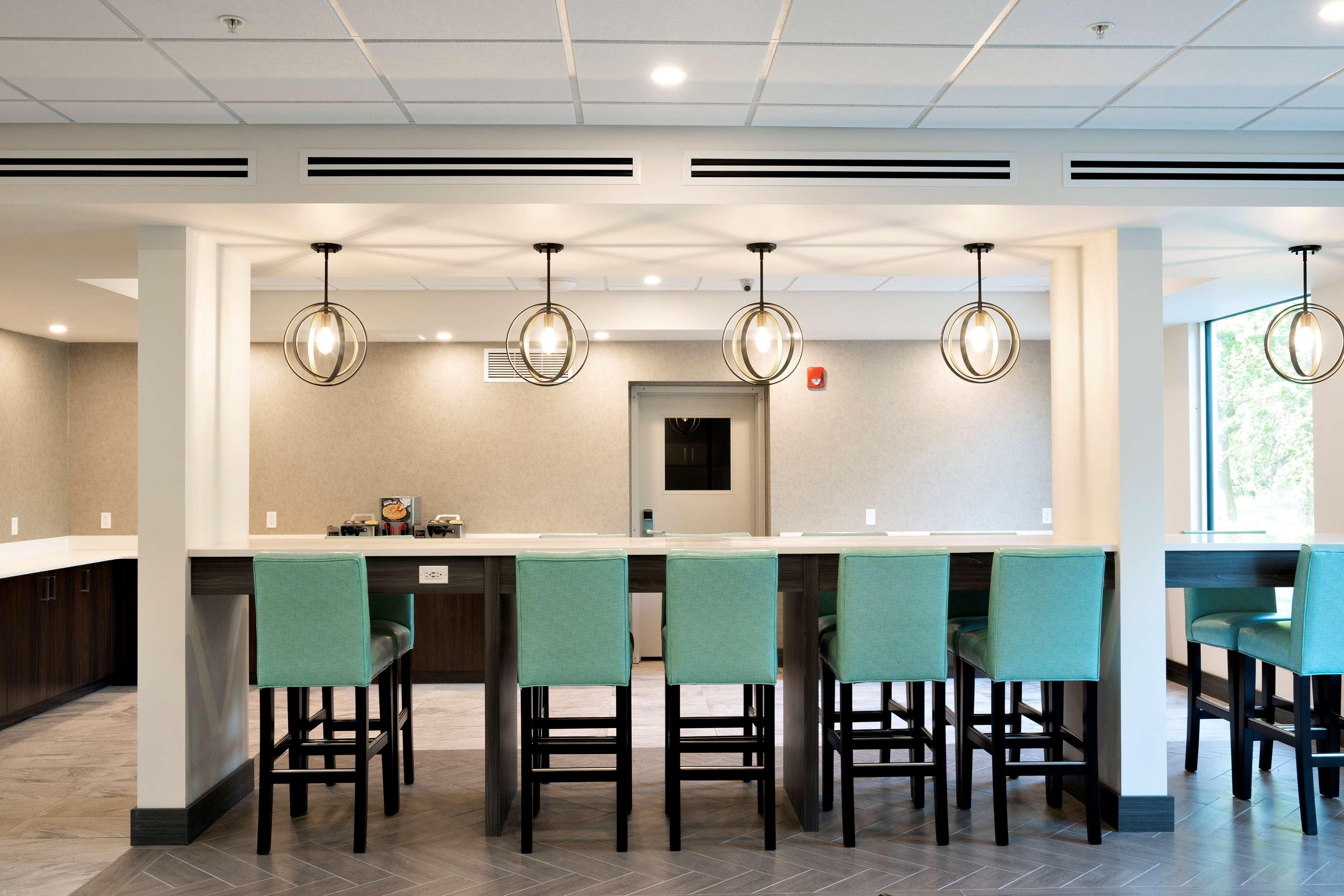 Coast Oliver Hotel Экстерьер фото